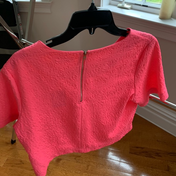 Louche Crop Top - Picture 2 of 4